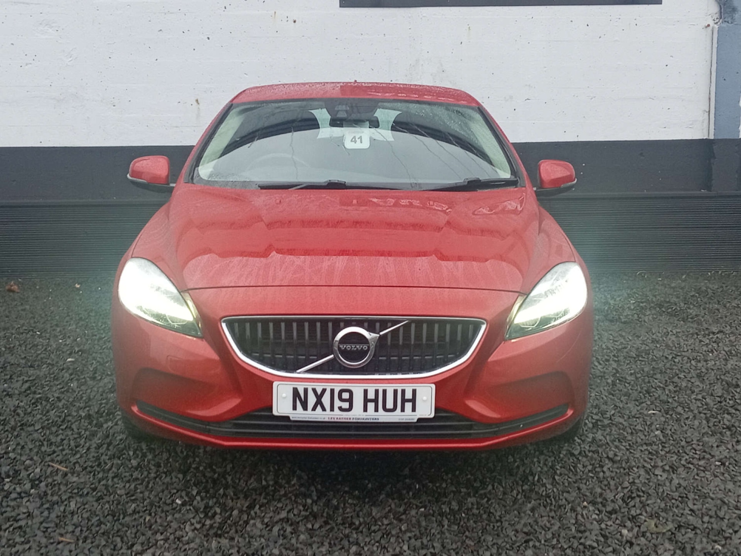 Used Volvo V40 2019 for sale - 76845387: Photo 2