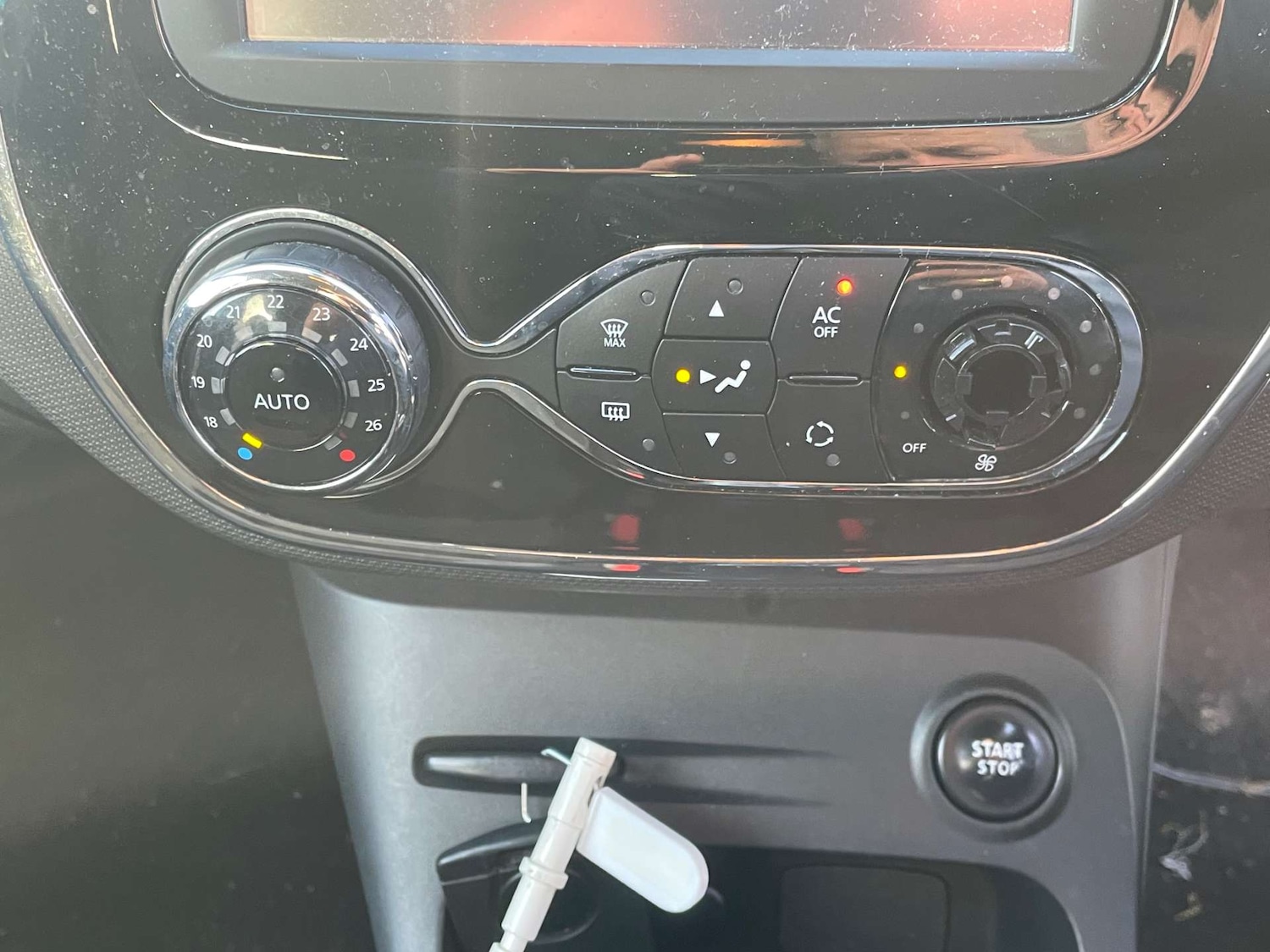 Used Renault Captur 2015 for sale - 78087724: Photo 15