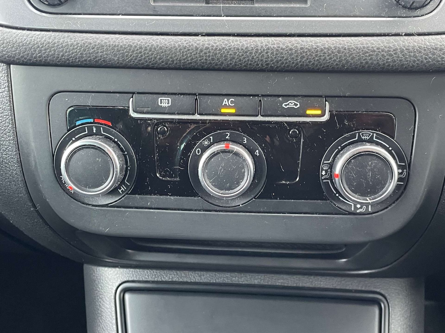 Used Volkswagen Tiguan 2012 for sale - 77662776: Photo 17