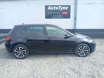 Used Volkswagen Golf 2020 for sale - 76600616: Photo