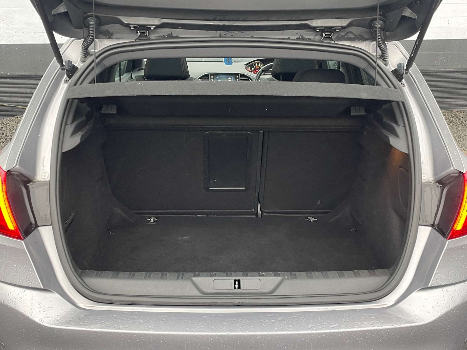 Used Peugeot 308 2018 for sale - 77326089: Photo 12