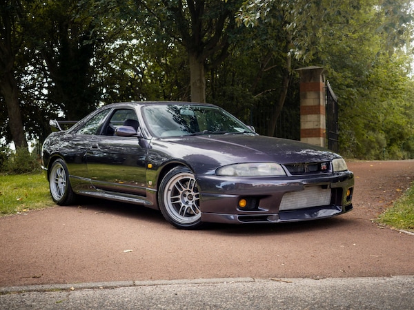 Used Nissan Skyline 1995 for sale - 76253838: Photo 2