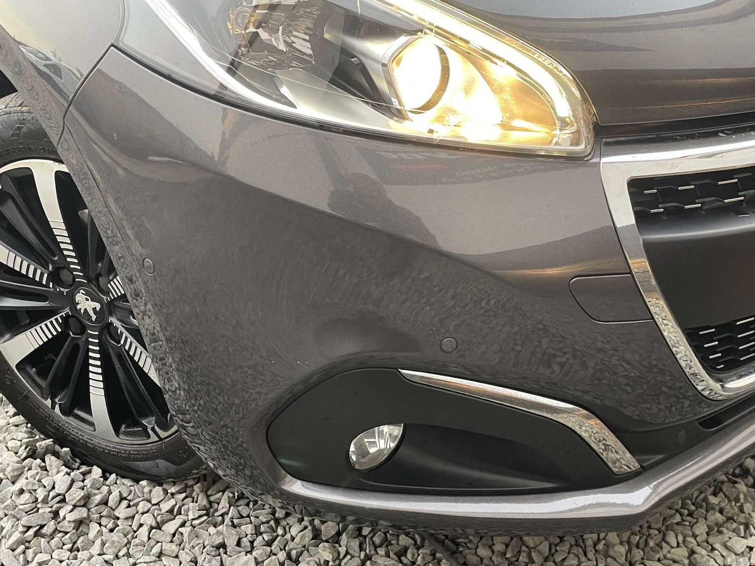 Used Peugeot 208 2018 for sale - 77990049: Photo 10