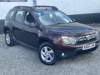 Used Dacia Duster 2016 for sale - 79672390: Photo