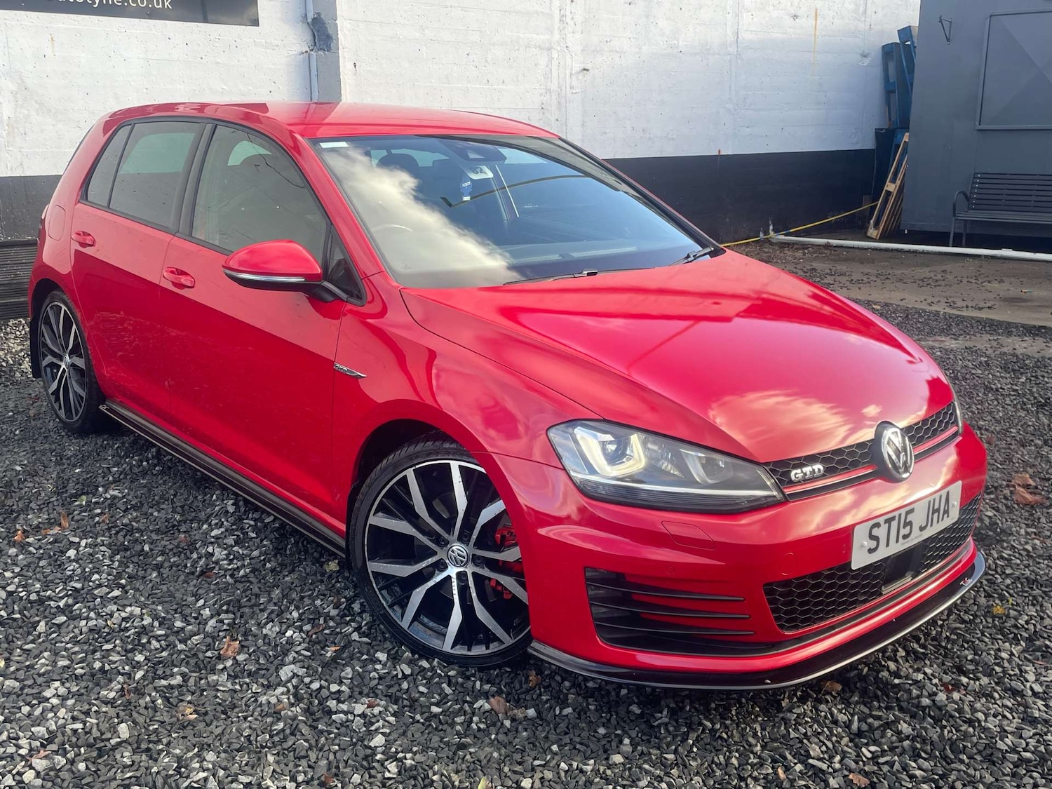 Used Volkswagen Golf 2015 for sale - 76681903: Photo 1