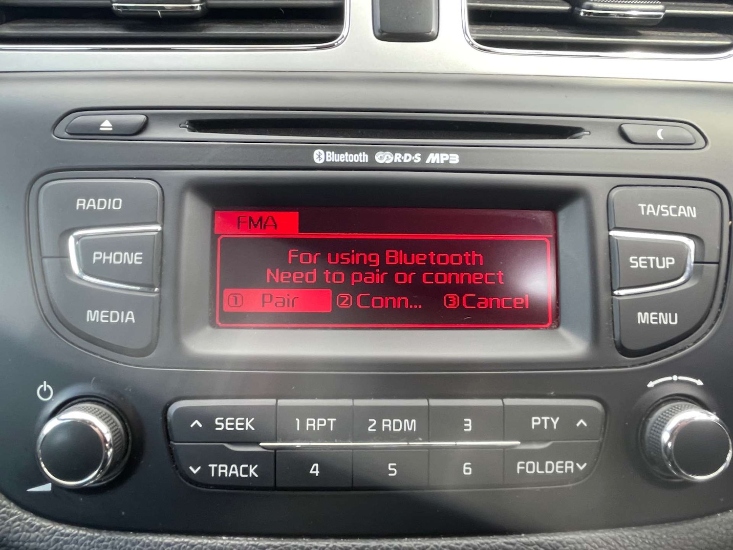 Used Kia Ceed 2015 for sale - 76601664: Photo 21