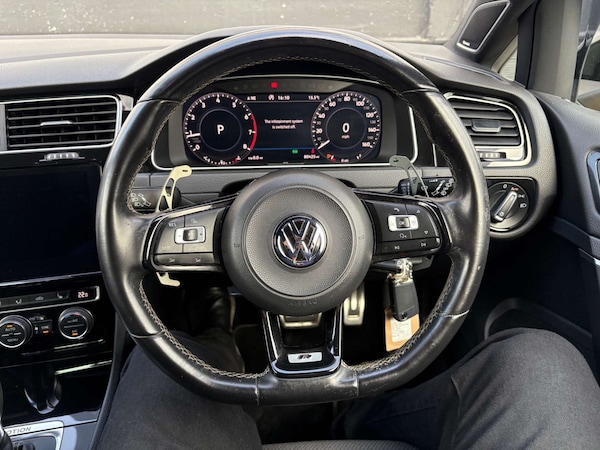 Used Volkswagen Golf 2017 for sale - 76278105: Photo 20