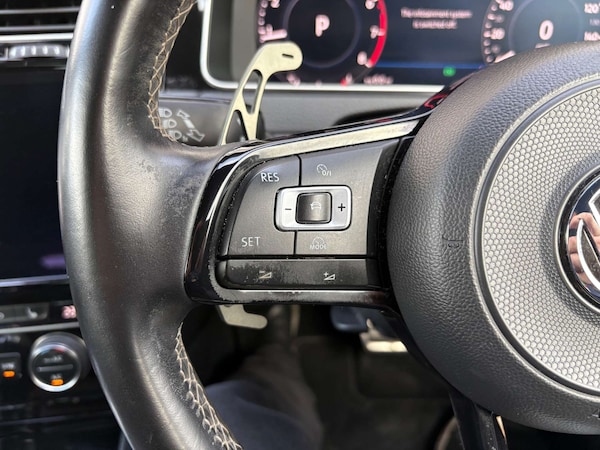 Used Volkswagen Golf 2017 for sale - 76278105: Photo 21