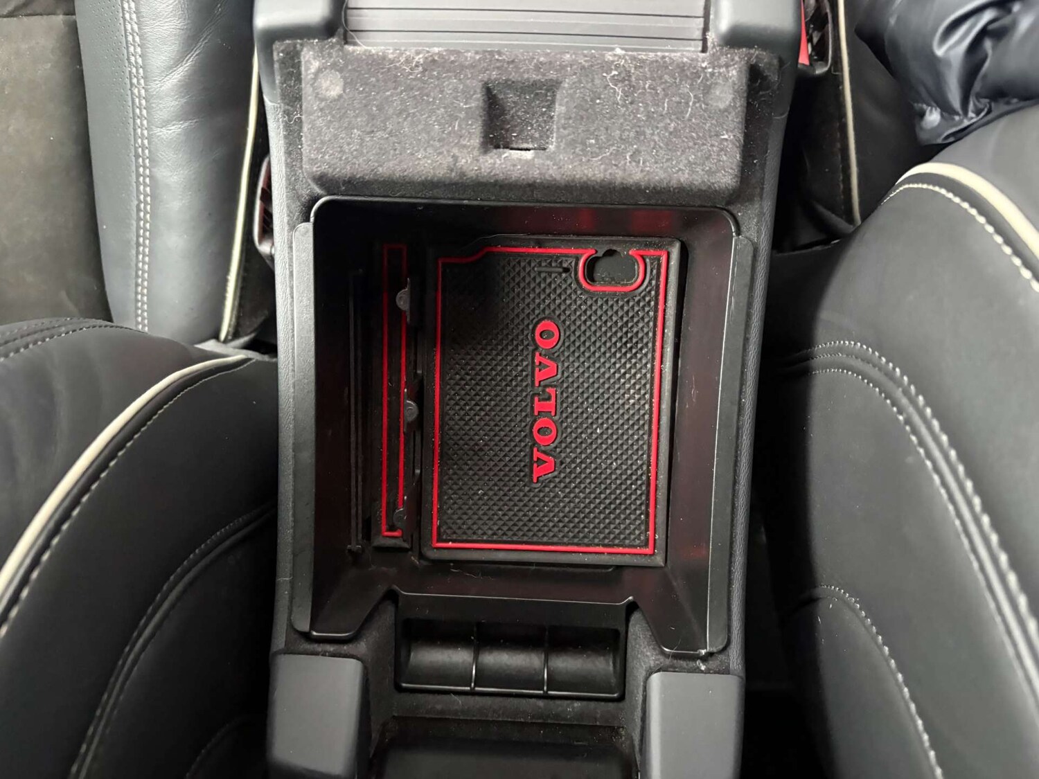 Used Volvo V60 2016 for sale - 77283172: Photo 24