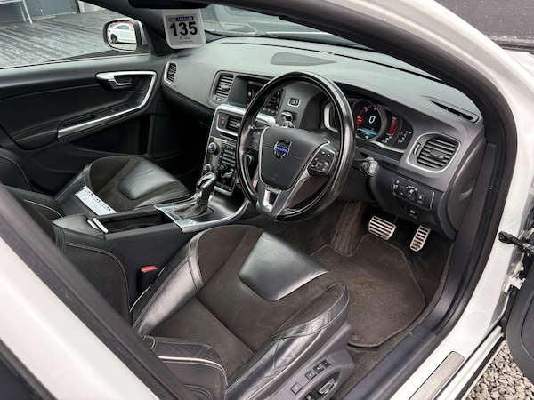 Used Volvo V60 2013 for sale - 76320853: Photo 10