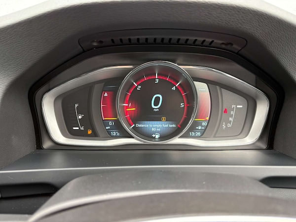 Used Volvo V60 2013 for sale - 76320853: Photo 14