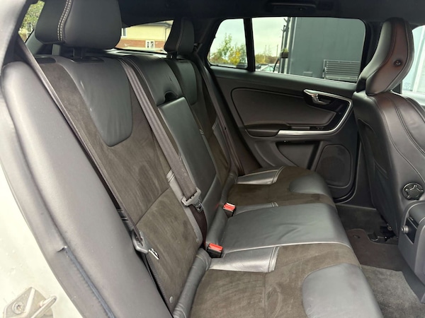 Used Volvo V60 2013 for sale - 76320853: Photo 28