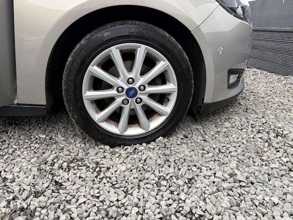 Used Ford Focus 2016 for sale - 76322867: Photo 10