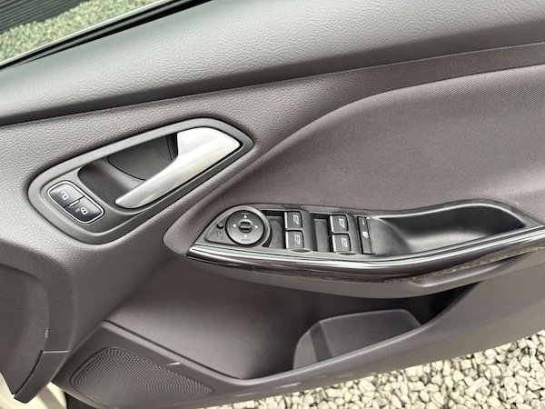 Used Ford Focus 2016 for sale - 76322867: Photo 12