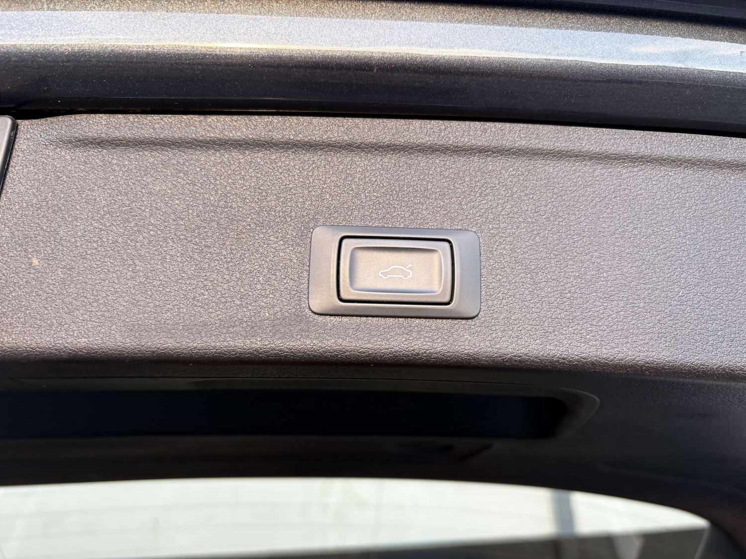 Used Audi A4 2018 for sale - 76601564: Photo 10