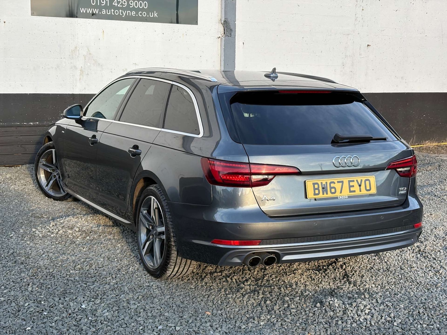 Used Audi A4 2018 for sale - 76601564: Photo 4