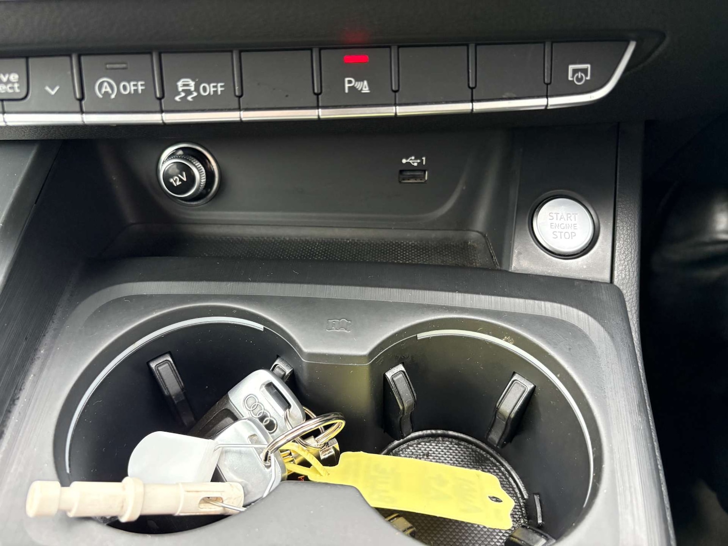 Used Audi A4 2017 for sale - 76159776: Photo 20