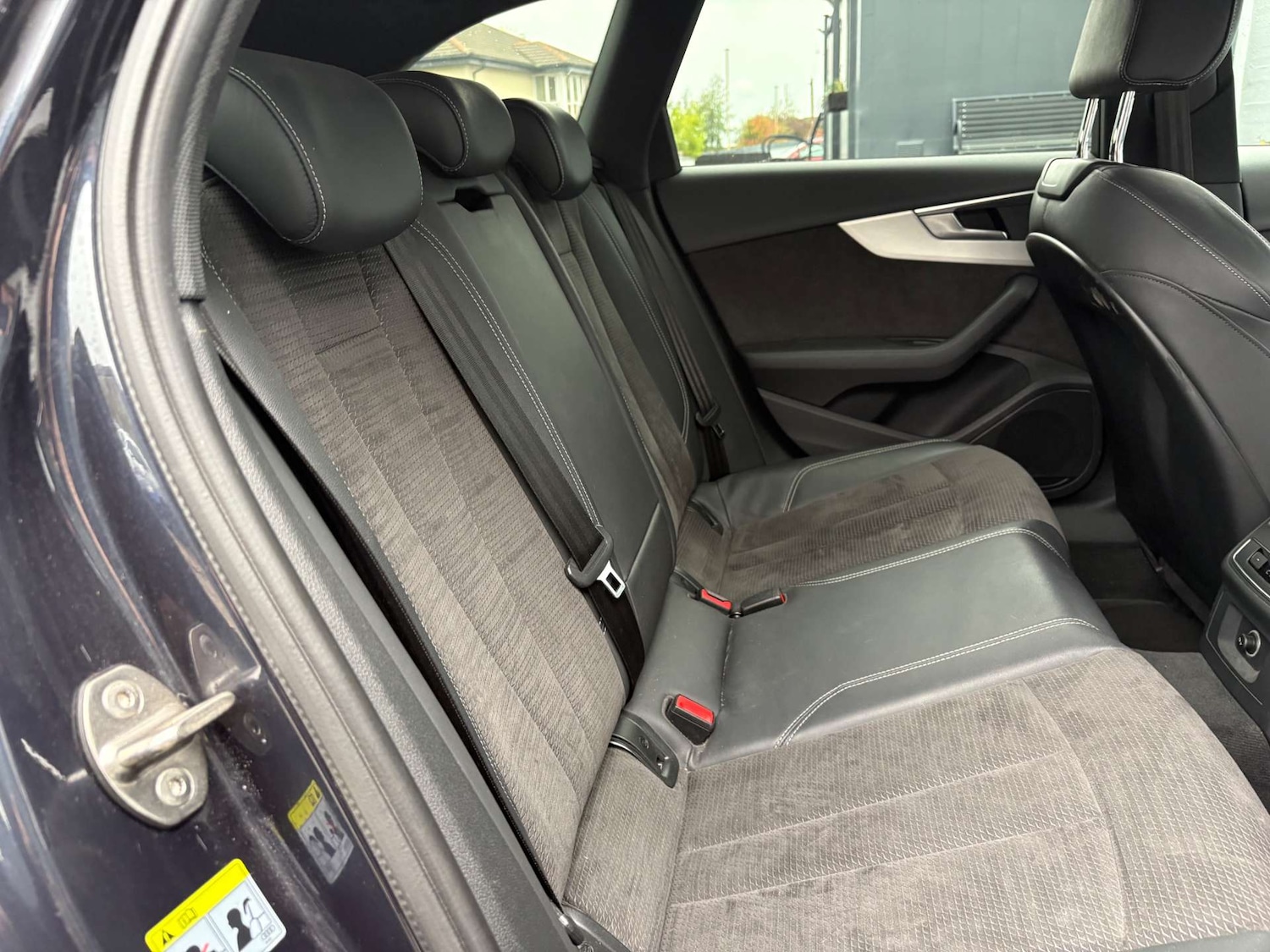 Used Audi A4 2017 for sale - 76159776: Photo 27