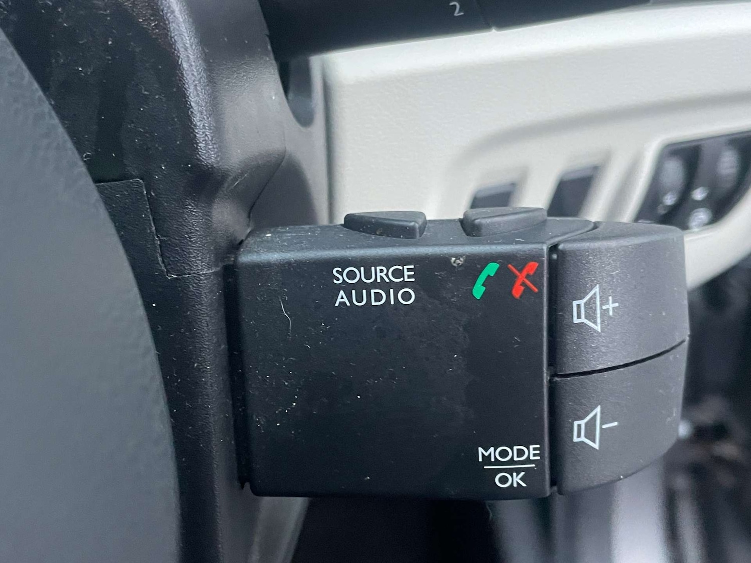 Used Renault Captur 2018 for sale - 77068933: Photo 19