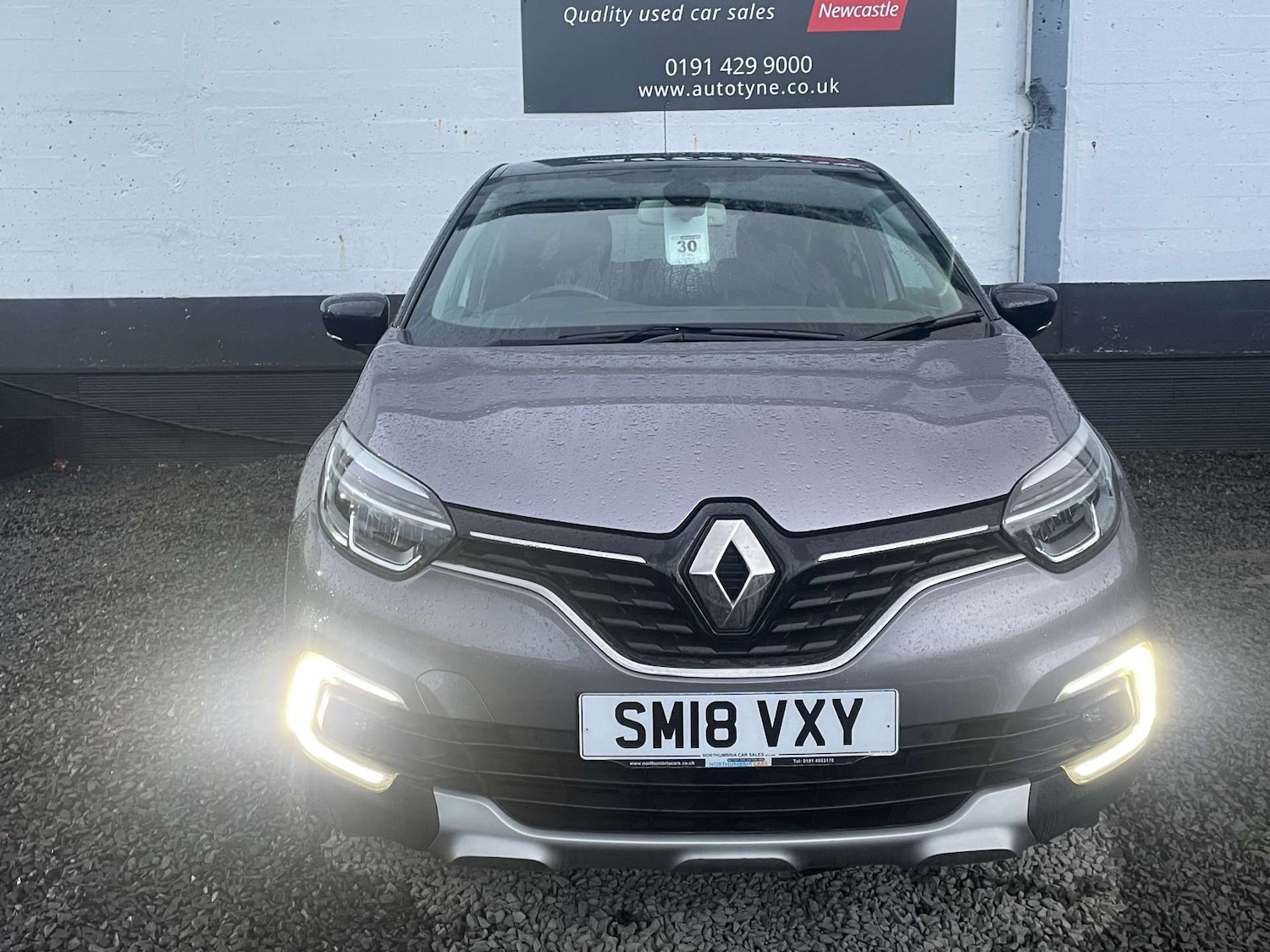 Used Renault Captur 2018 for sale - 77068933: Photo 2