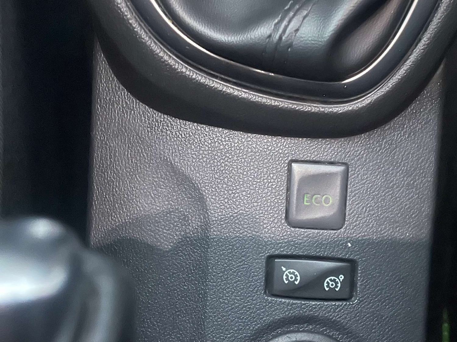 Used Renault Captur 2018 for sale - 77068933: Photo 21