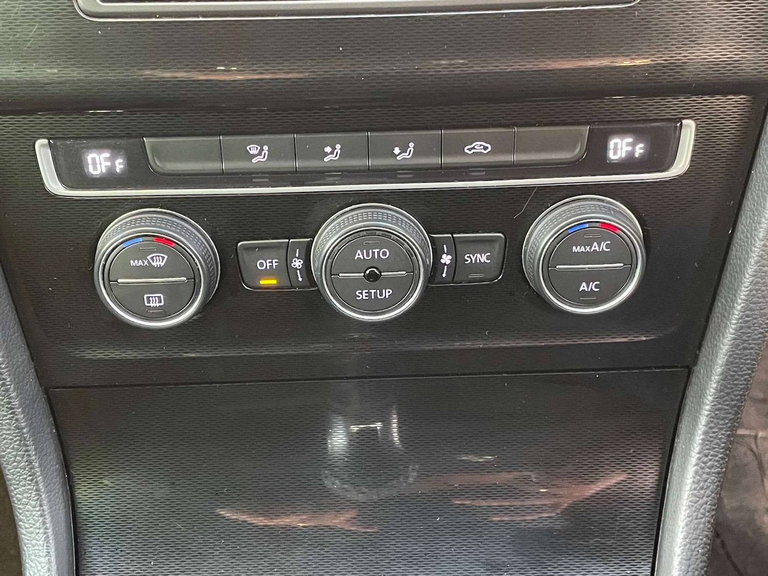 Used Volkswagen Golf 2014 for sale - 76449814: Photo 19