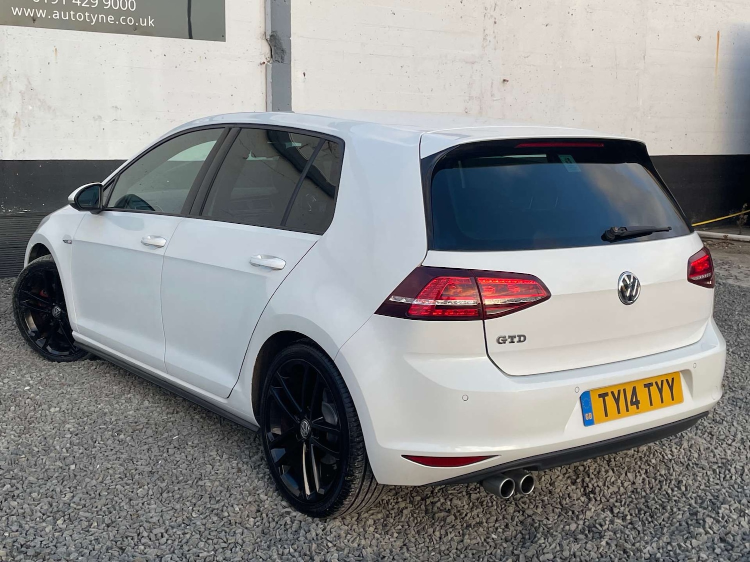Used Volkswagen Golf 2014 for sale - 76449814: Photo 8