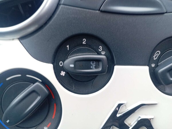 Used Ford Ka 2013 for sale - 75294279: Photo 16