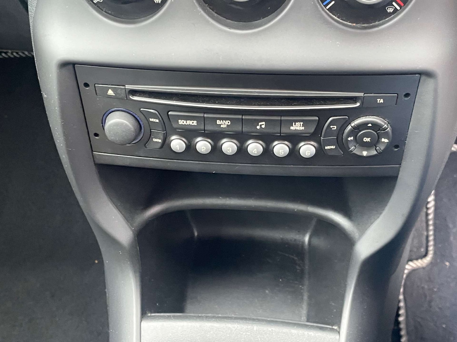 Used Citroen C3 2014 for sale - 77780936: Photo 12