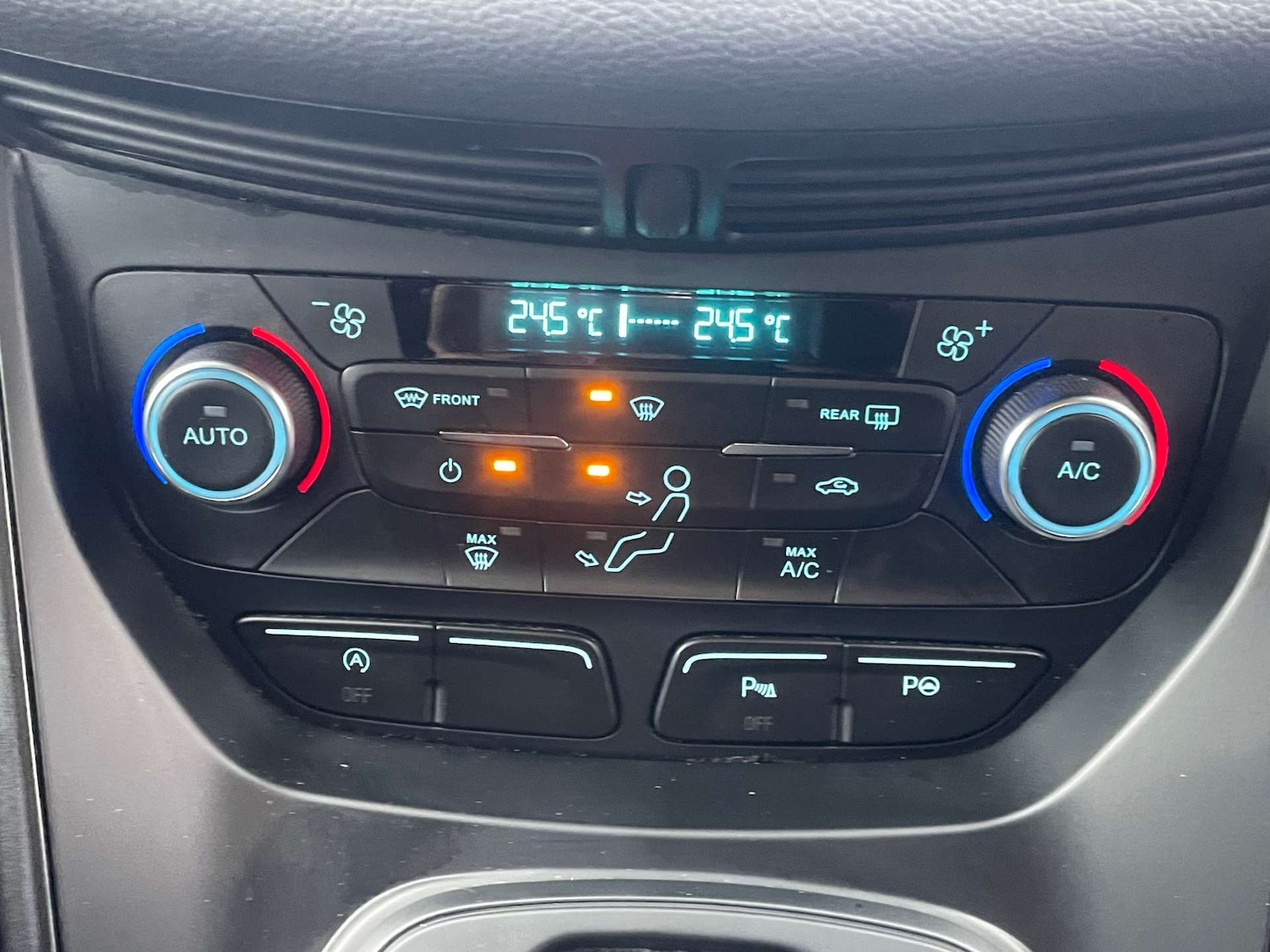 Used Ford Kuga 2016 for sale - 76588706: Photo 27