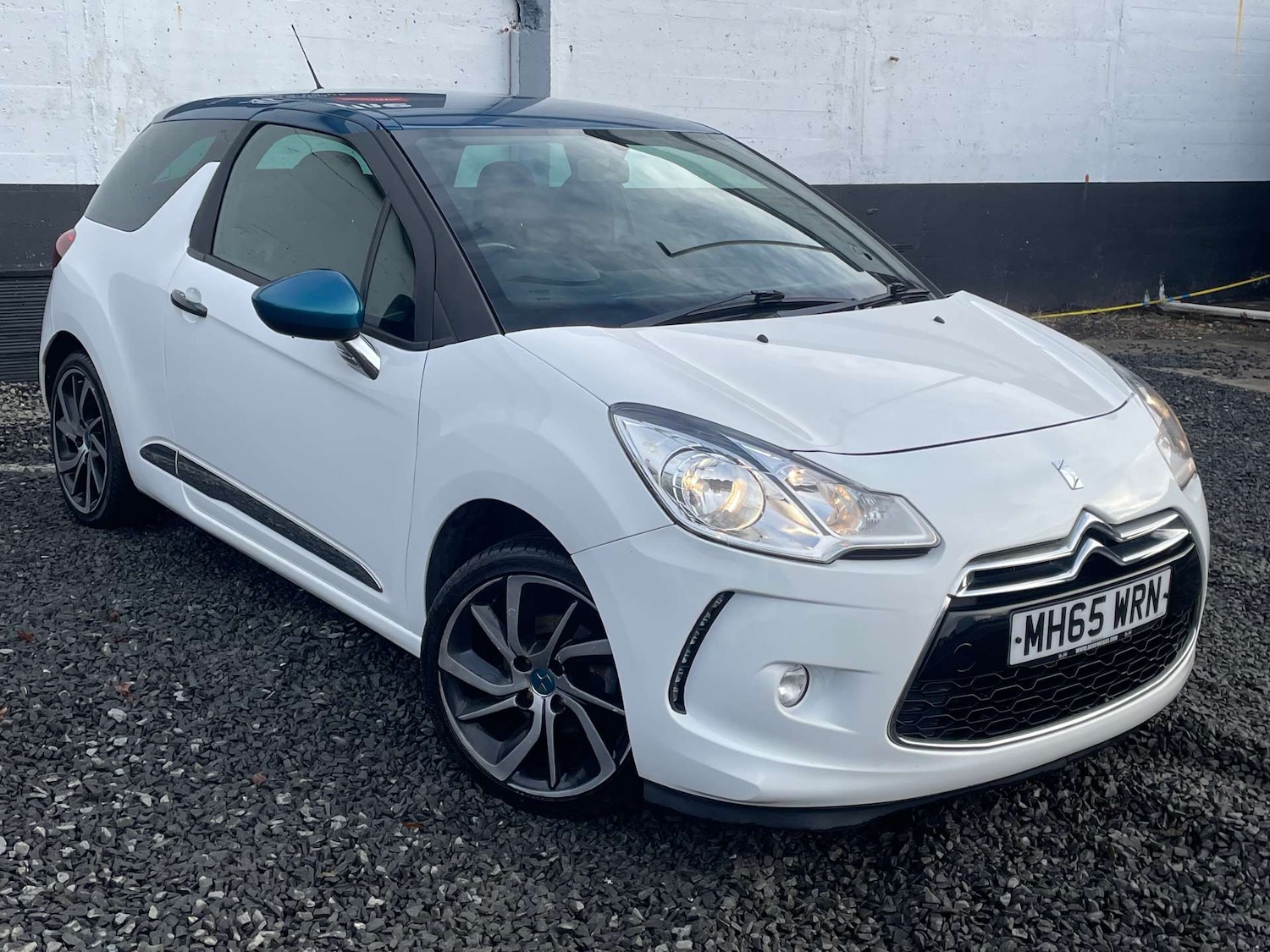 Used DS Automobiles DS 3 2016 for sale - 76830920: Photo 1