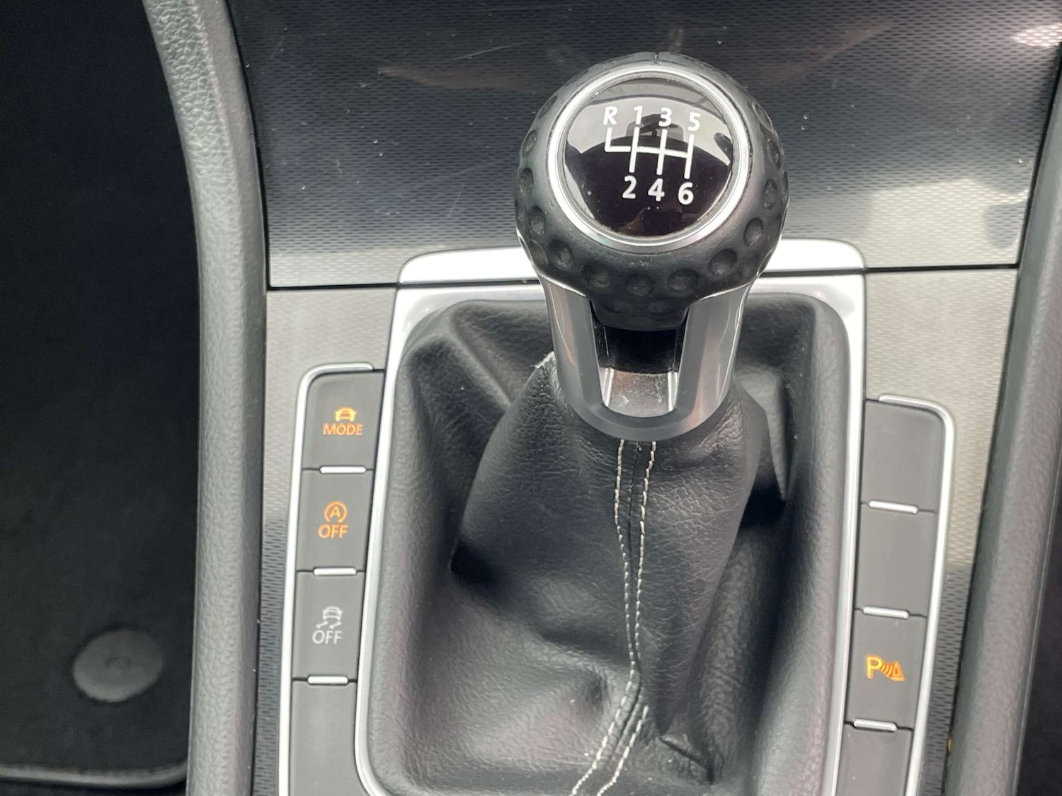 Used Volkswagen Golf 2016 for sale - 76601672: Photo 20