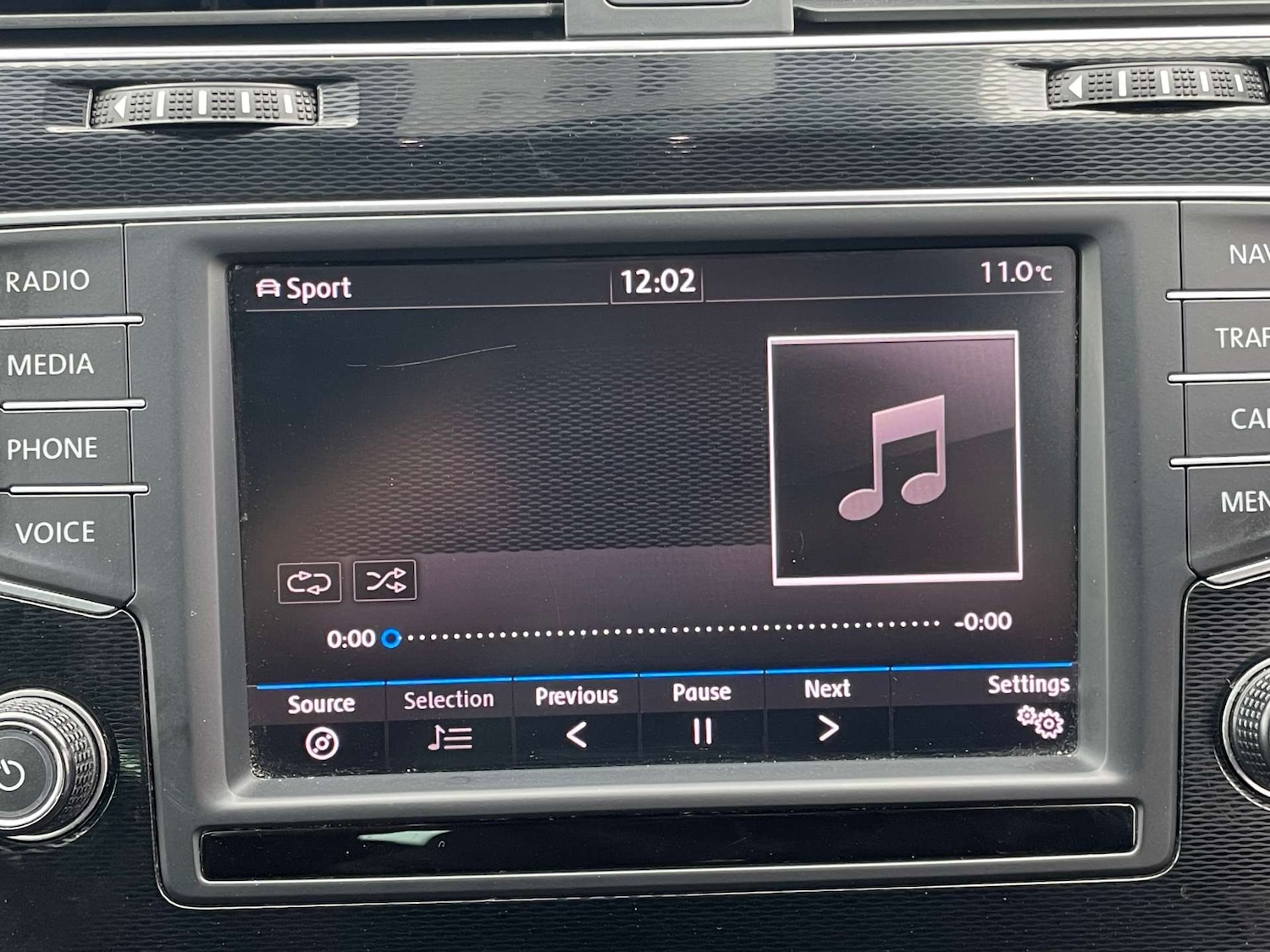 Used Volkswagen Golf 2016 for sale - 76601672: Photo 22