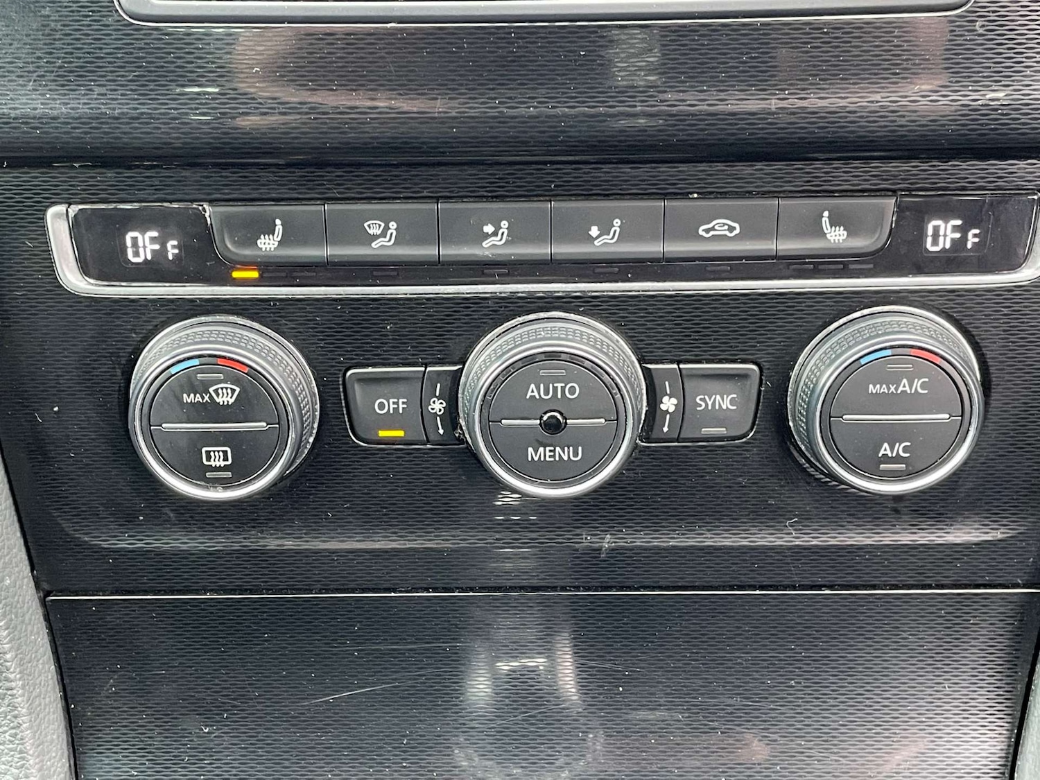 Used Volkswagen Golf 2016 for sale - 76601672: Photo 25