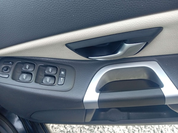 Used Volvo XC90 2011 for sale - 76022774: Photo 11