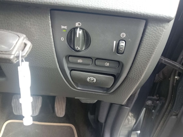Used Volvo XC90 2011 for sale - 76022774: Photo 13