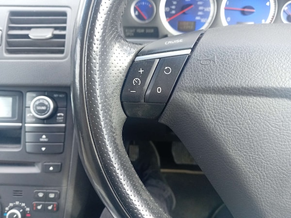 Used Volvo XC90 2011 for sale - 76022774: Photo 15