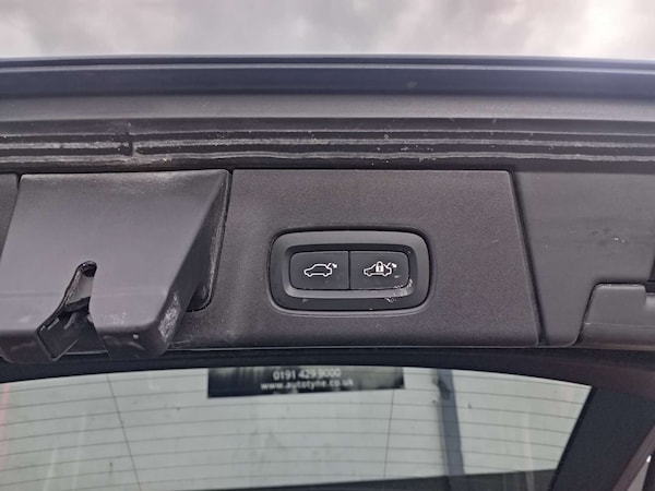 Used Volvo V90 2017 for sale - 75411715: Photo 10