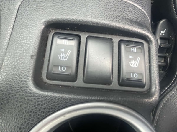 Used Nissan 370 Z 2012 for sale - 75727818: Photo 23