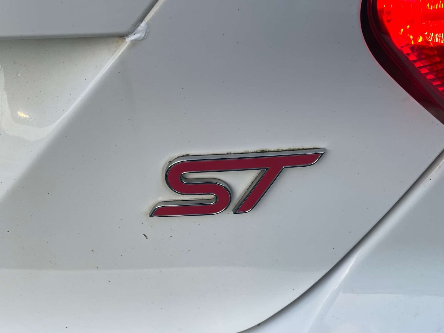 Used Ford Focus 2013 for sale - 78133424: Photo 11