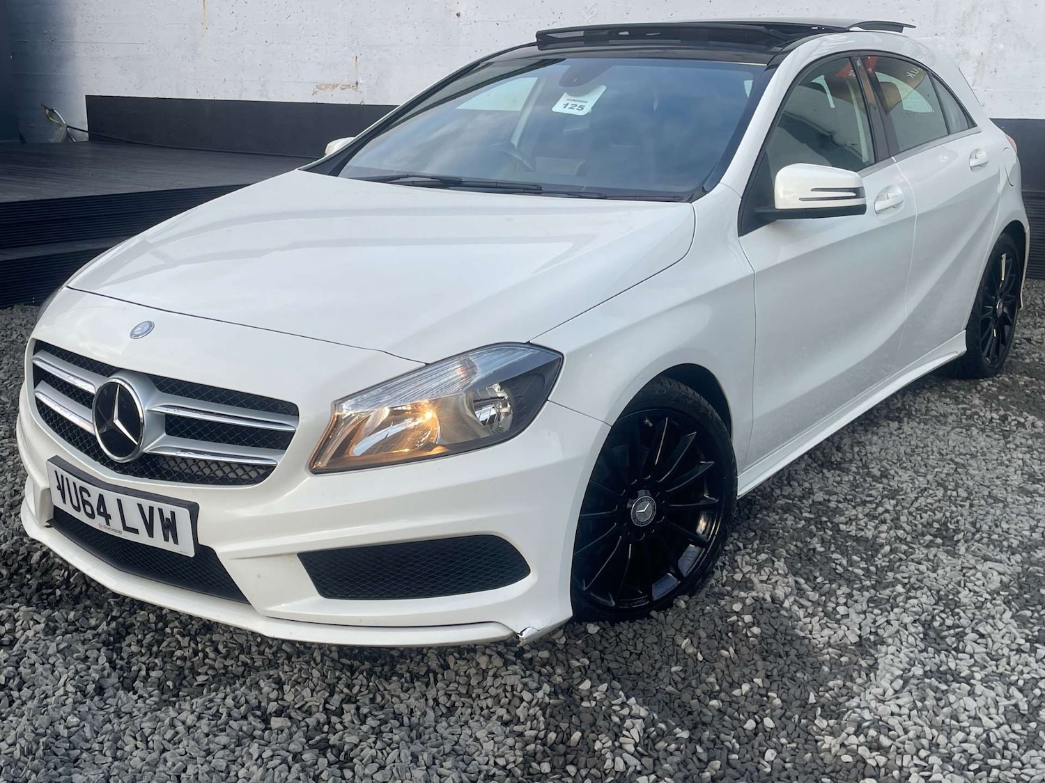 Used Mercedes-Benz A-Class 2014 for sale - 77262784: Photo 3