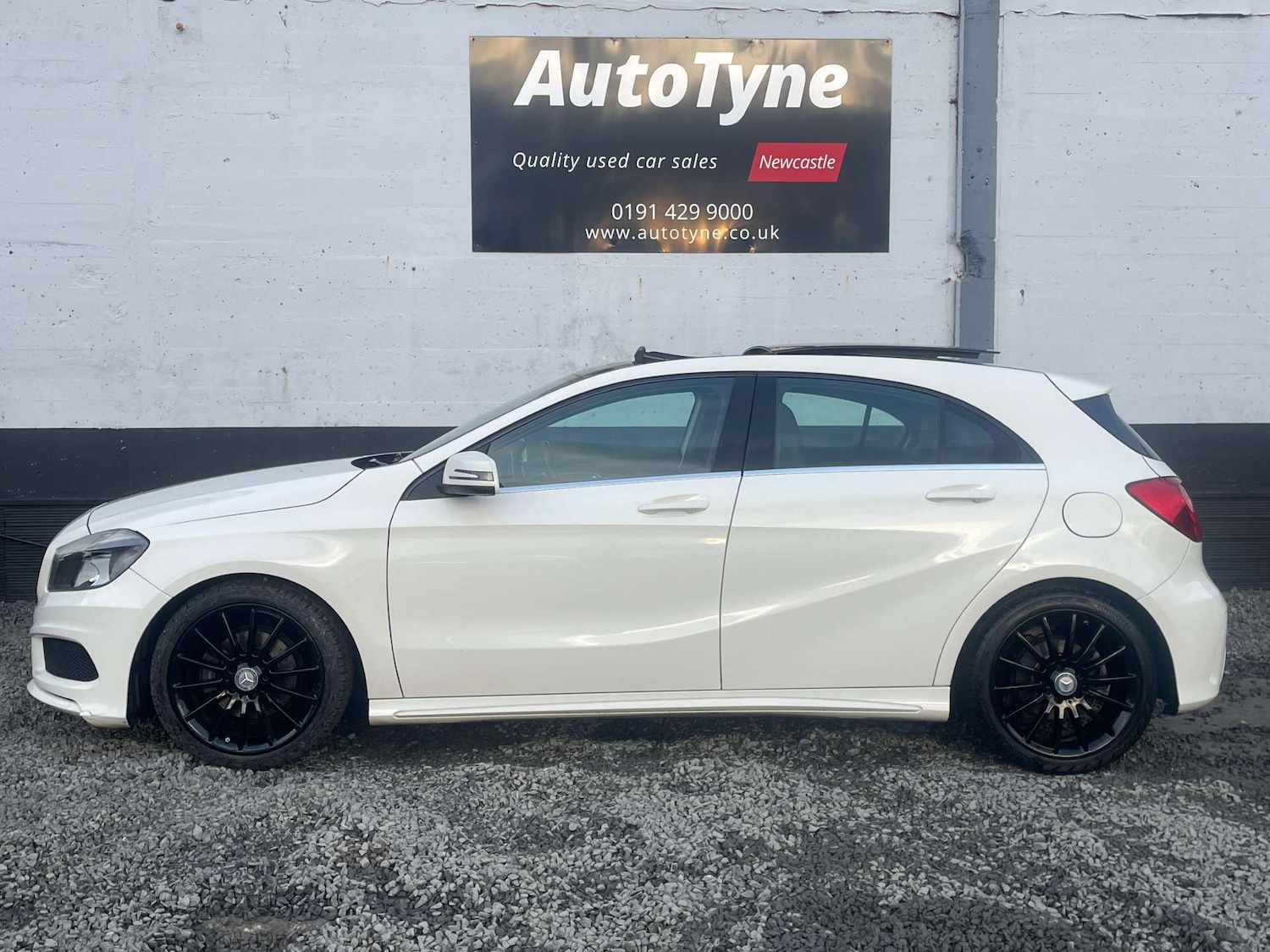 Used Mercedes-Benz A-Class 2014 for sale - 77262784: Photo 5