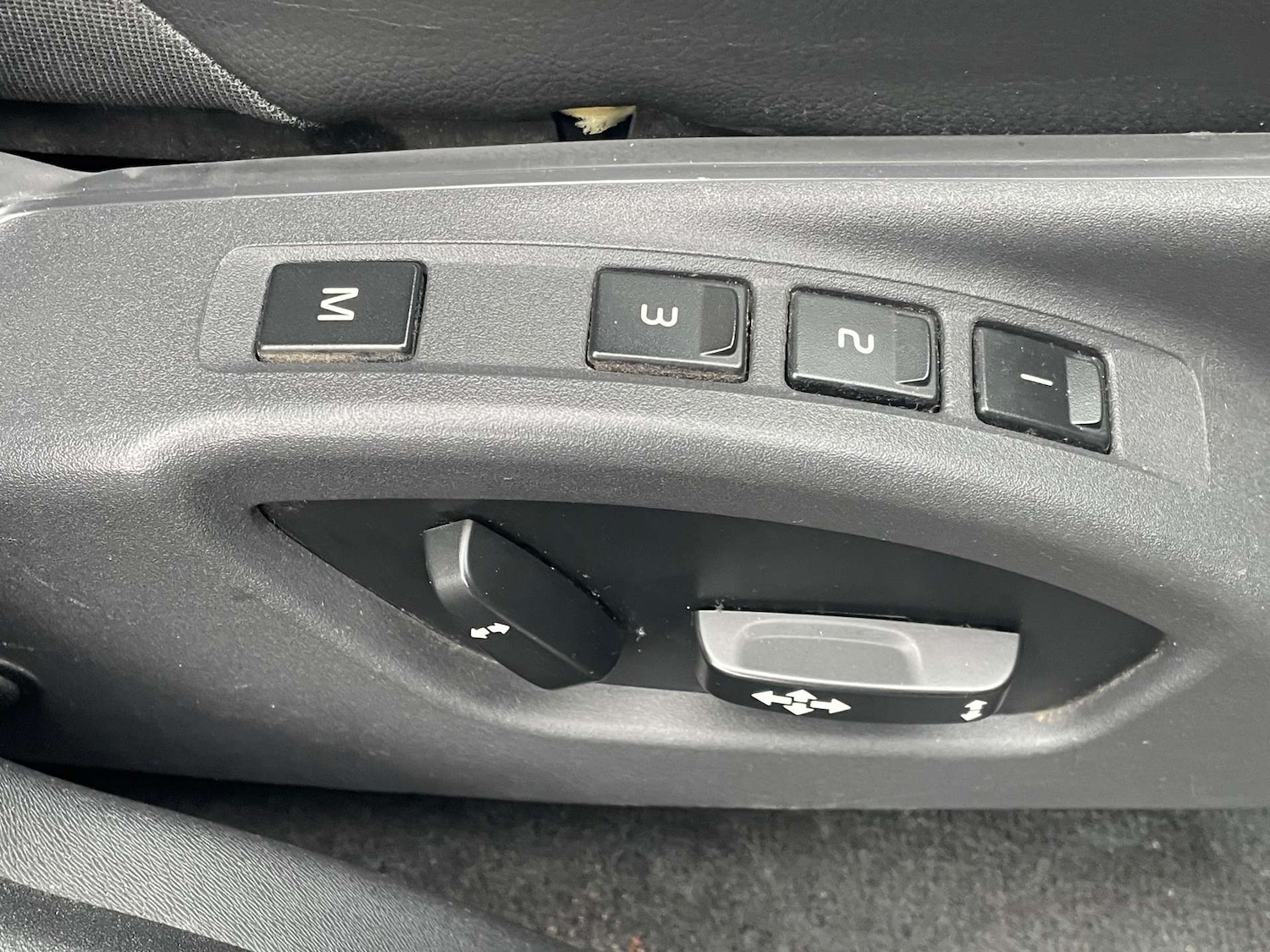 Used Volvo XC60 2014 for sale - 77077443: Photo 22