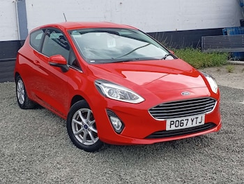 Used Ford Fiesta 2017 for sale - 76602160: Photo