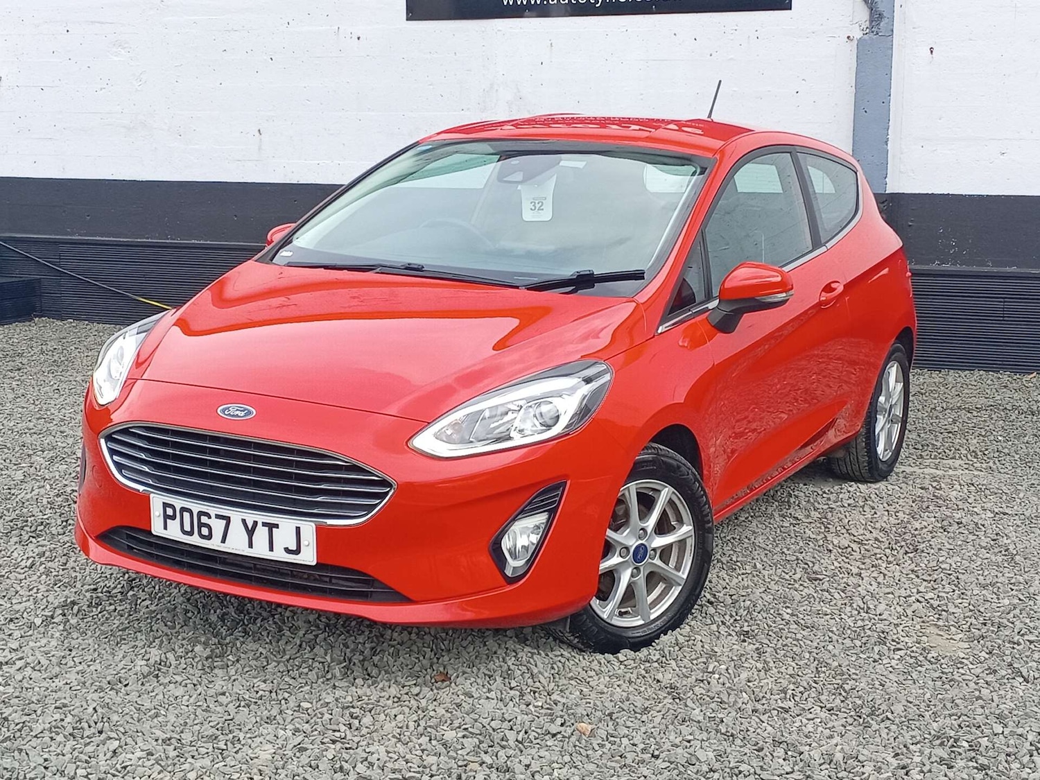 Used Ford Fiesta 2017 for sale - 76602160: Photo 3