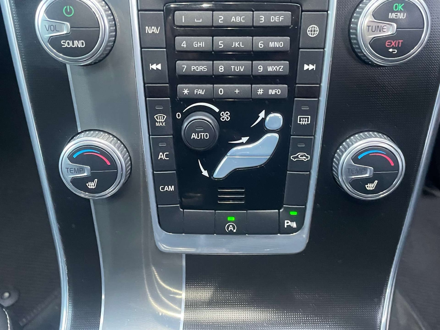 Used Volvo V60 2014 for sale - 77476433: Photo 19