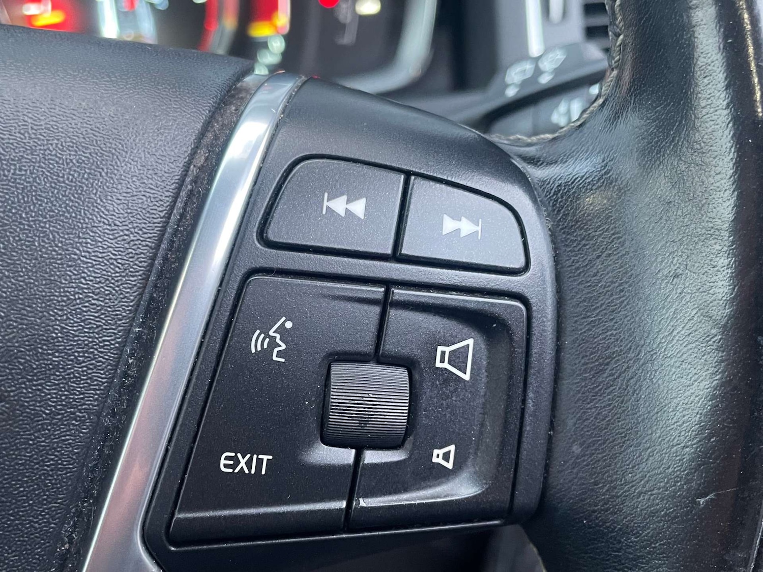 Used Volvo V60 2014 for sale - 77476433: Photo 27