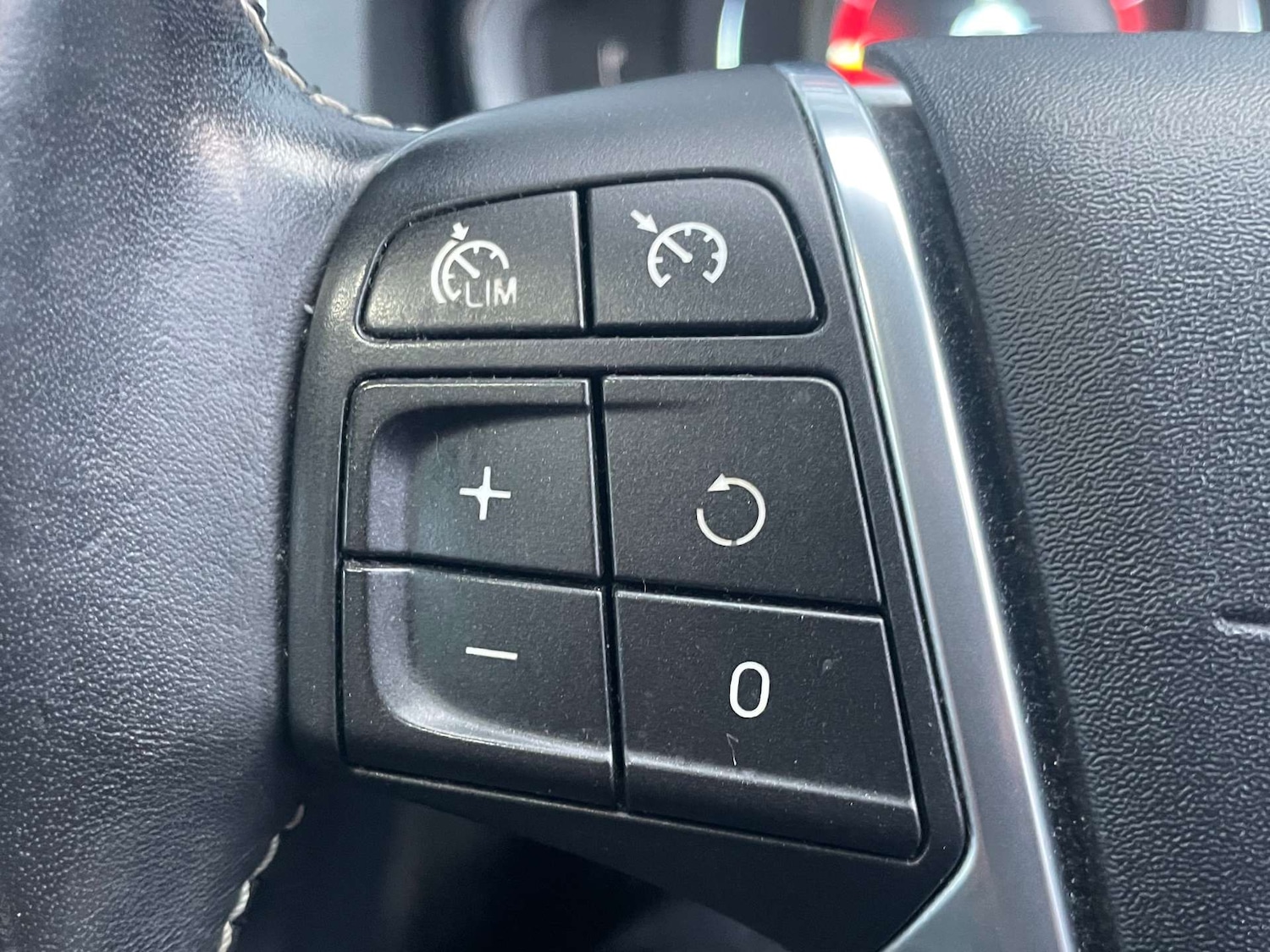 Used Volvo V60 2014 for sale - 77476433: Photo 28