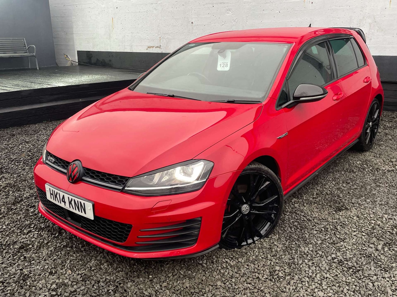 Used Volkswagen Golf 2014 for sale - 77299378: Photo 3