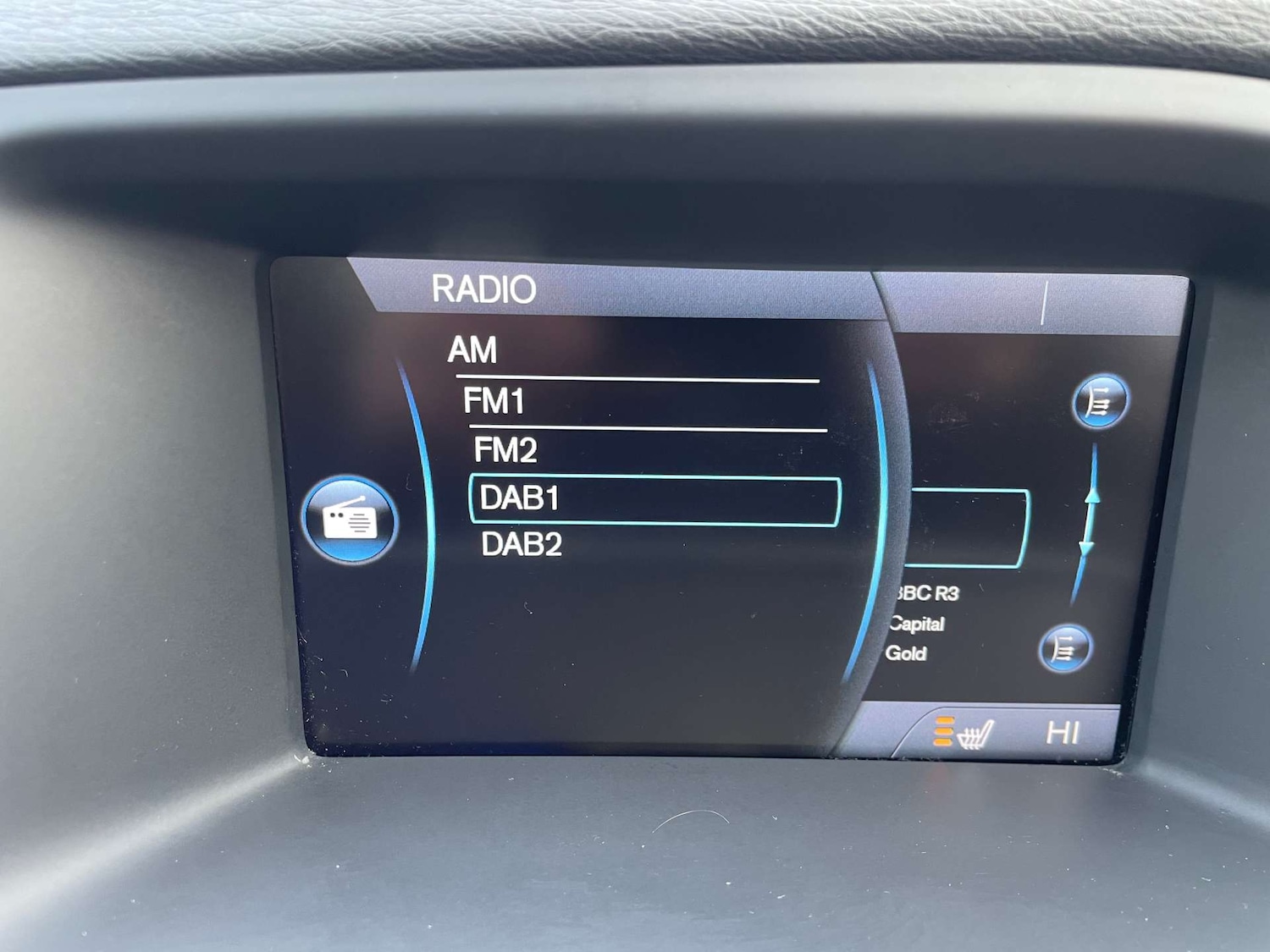 Used Volvo V60 2013 for sale - 77187791: Photo 25